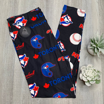 Extra Soft printed leggings with 4-way stretch fabric, so you can move with absolute comfort and ease.