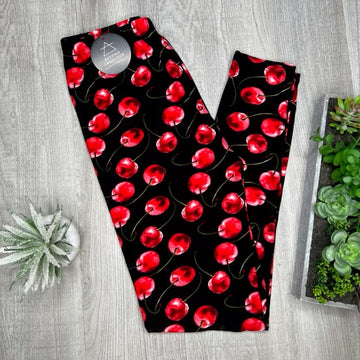 Extra Soft printed leggings with 4-way stretch fabric, so you can move with absolute comfort and ease.