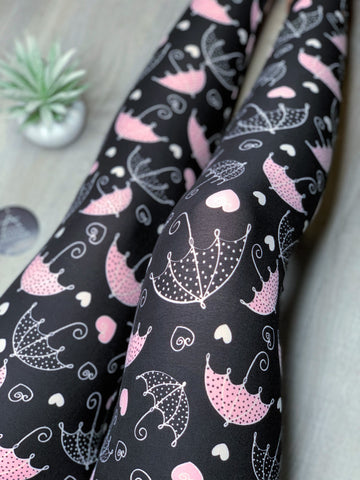 Extra Soft printed leggings with 4-way stretch fabric, so you can move with absolute comfort and ease.