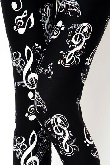 Extra Soft printed leggings with 4-way stretch fabric, so you can move with absolute comfort and ease.