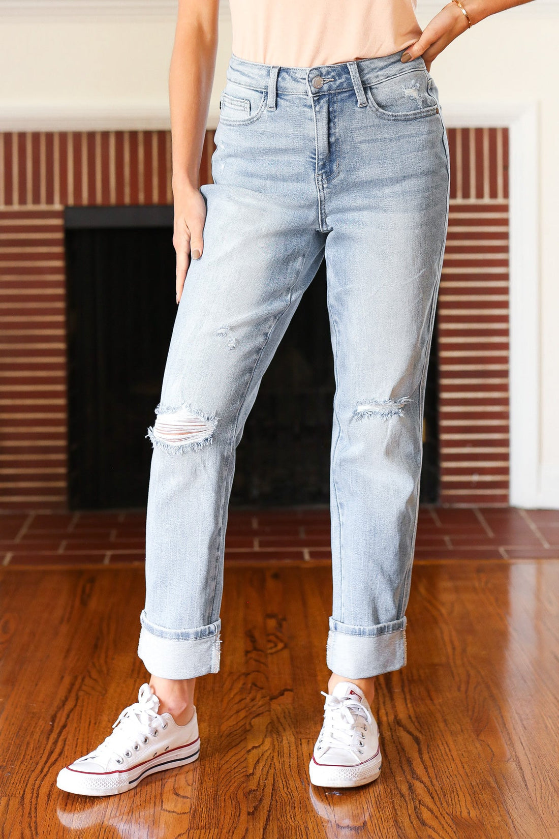 Judy Blue Light Wash Star Pocket Boyfriend Fit Cuffed Jeans