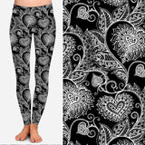 Extra Soft printed leggings with 4-way stretch fabric, so you can move with absolute comfort and ease.