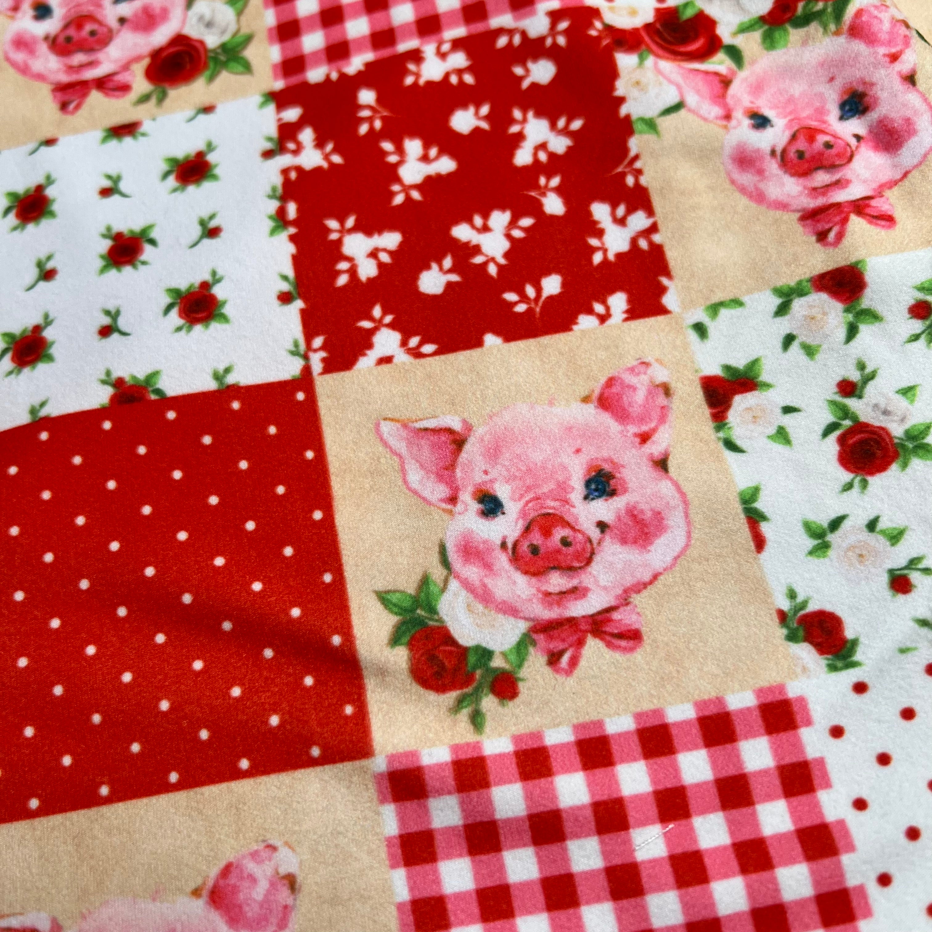 Vintage Piggy Quilted Patchwork Print Capri Soft Leggings