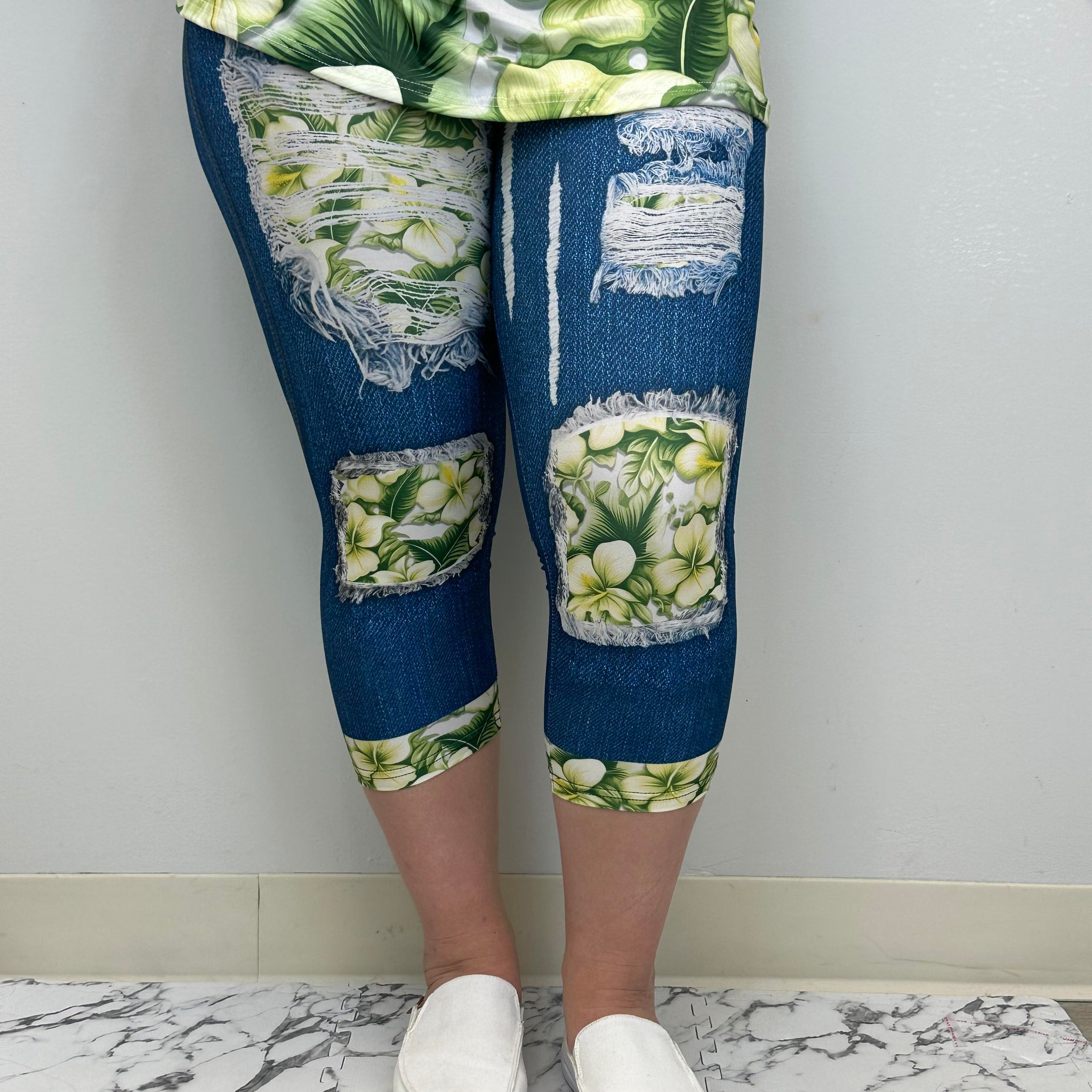 Soft Green Capri w/ Butt Pockets