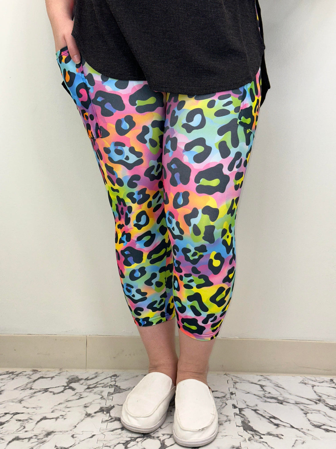 Rainbow Cheetah Capri w/ Pockets