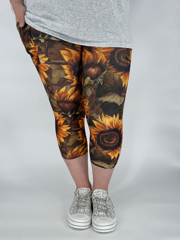 Sunflower Harvest Capri w/ Pockets