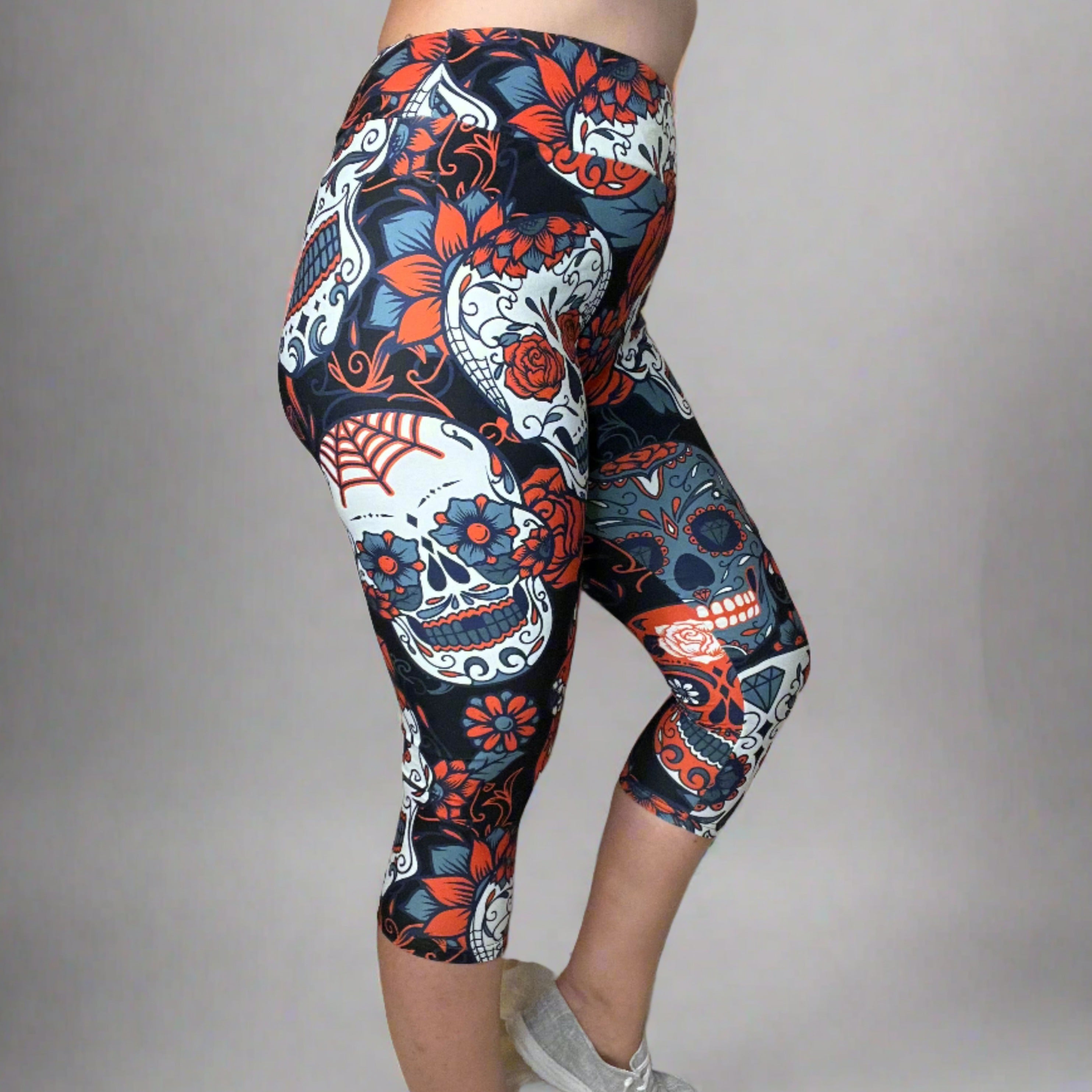 Large Sugar Skull Soft Capri Leggings w/ Pocket In Yoga Band