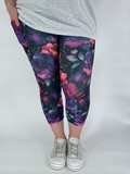 Midnight Bloom Capri w/ Pockets