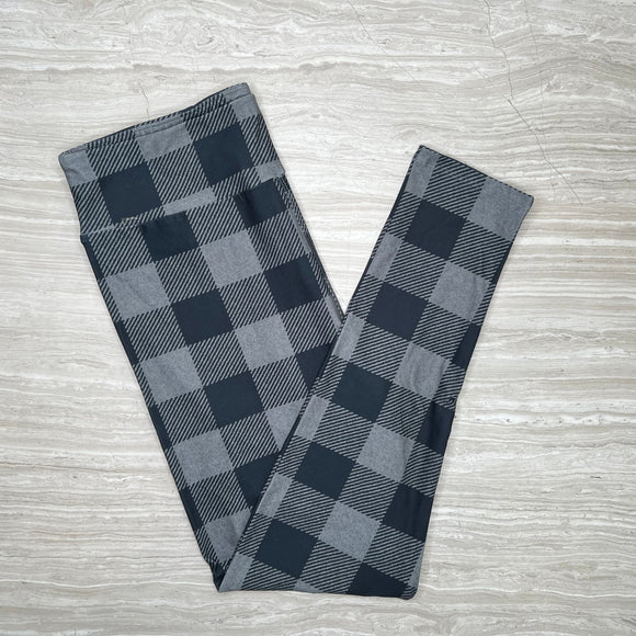 Black & Gray Plaid Soft Leggings