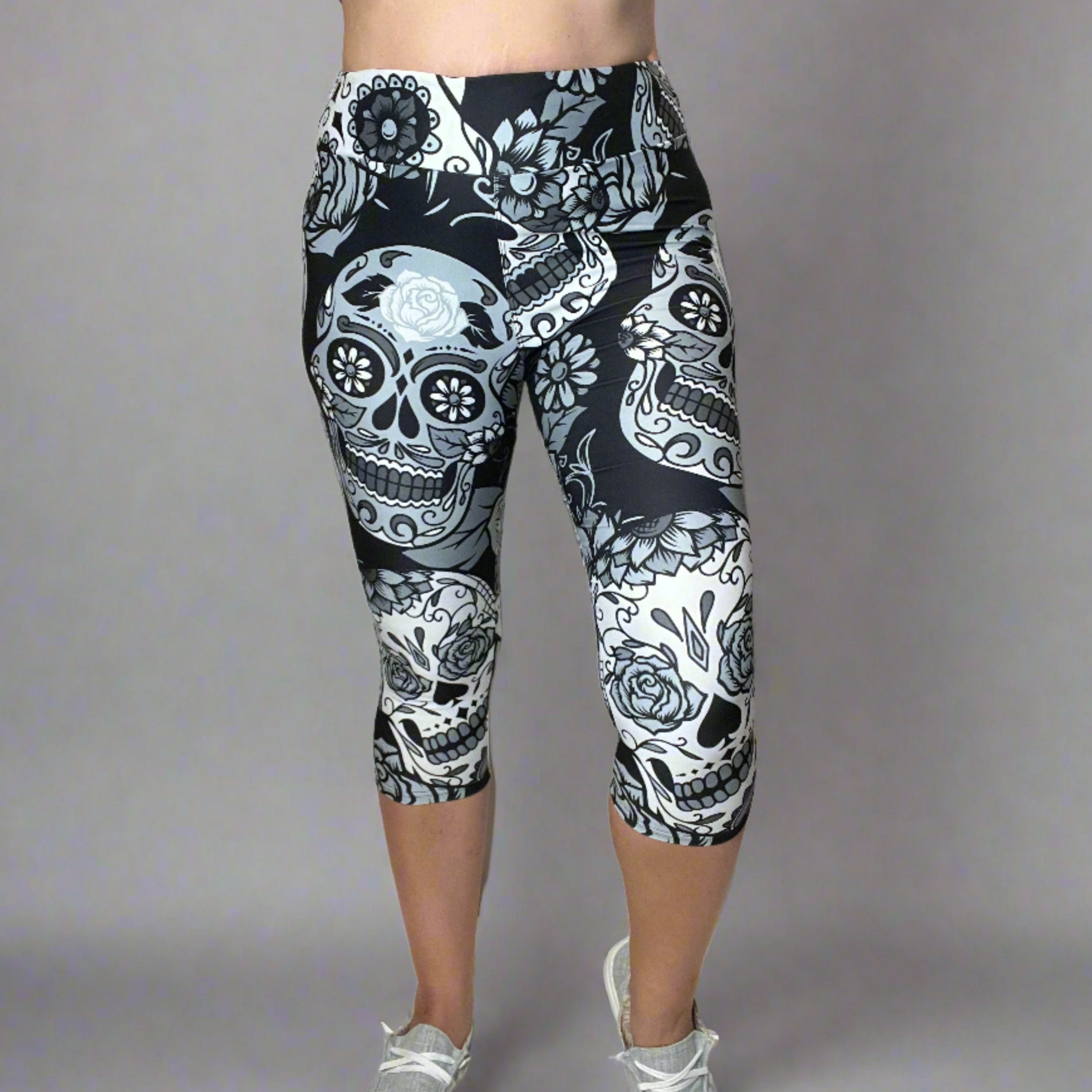 Large Sugar Skull Soft Capri Leggings w/ Pocket In Yoga Band