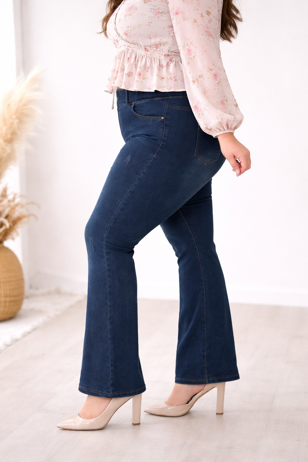 Comfy Dark Denim Jean Flare Pull On Jeggings
