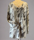 V-neck Hacci Camo Top w/ Pocket