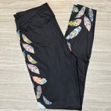 Falling Feathers Print Soft Leggings