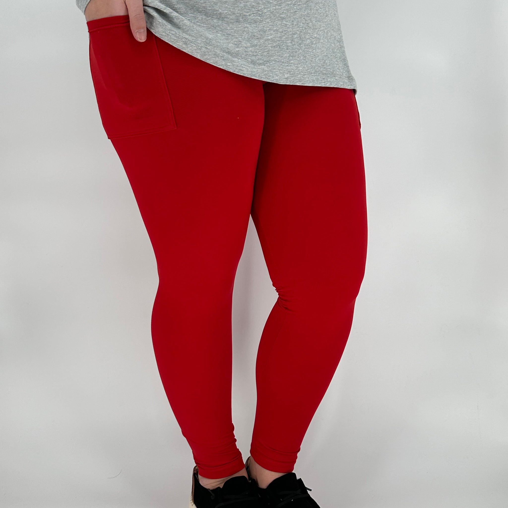 Red Leggings/Capri w/ Pockets