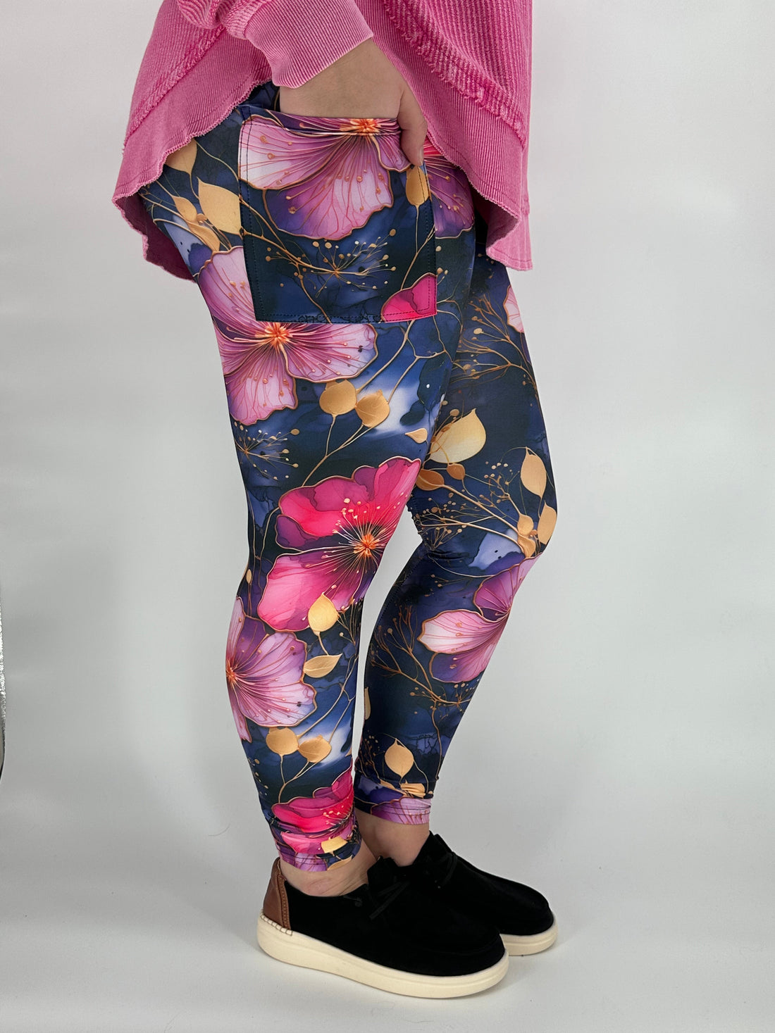 Alcohol Floral Leggings w/ Pockets