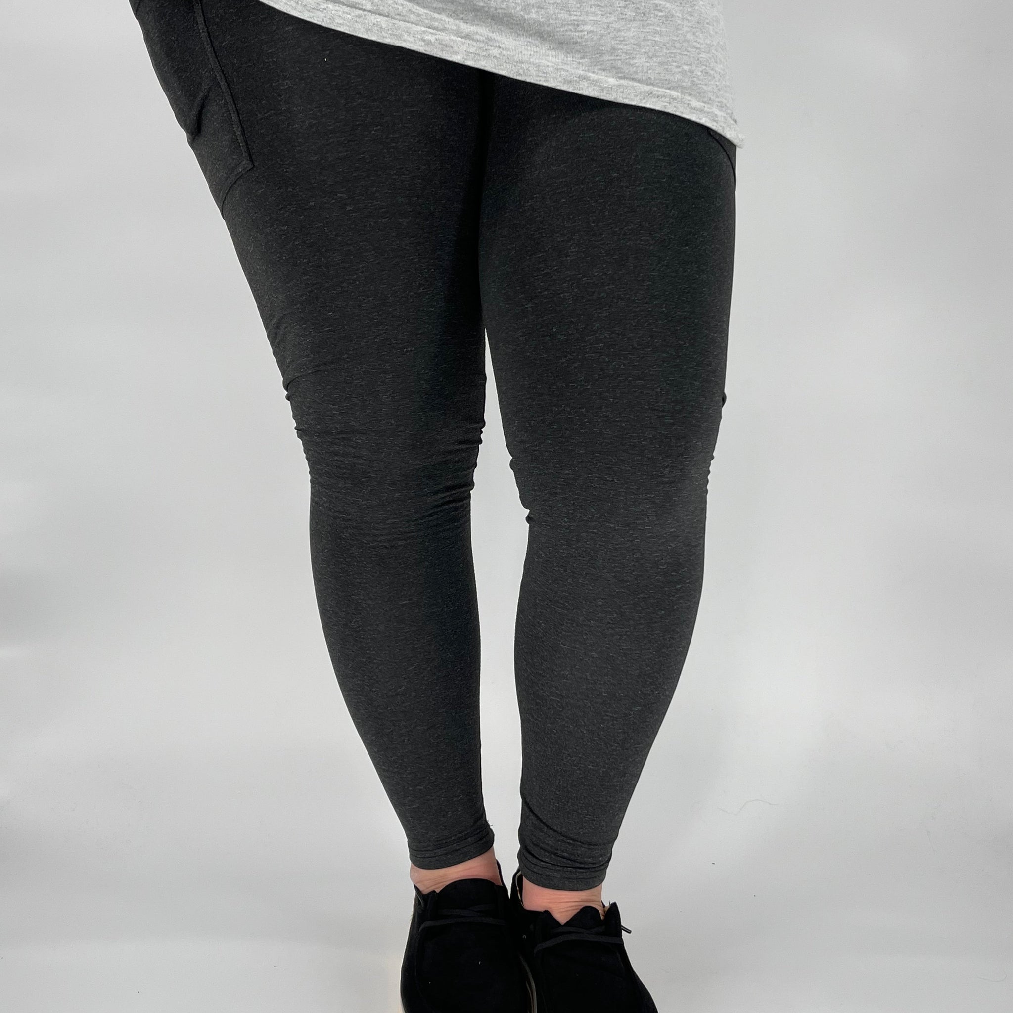 Black Heathered Fleece Leggings w/ Pockets