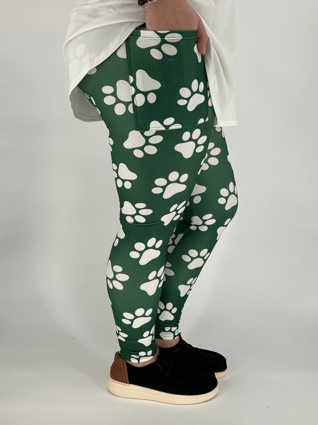 Green Paw Leggings w/ Pockets