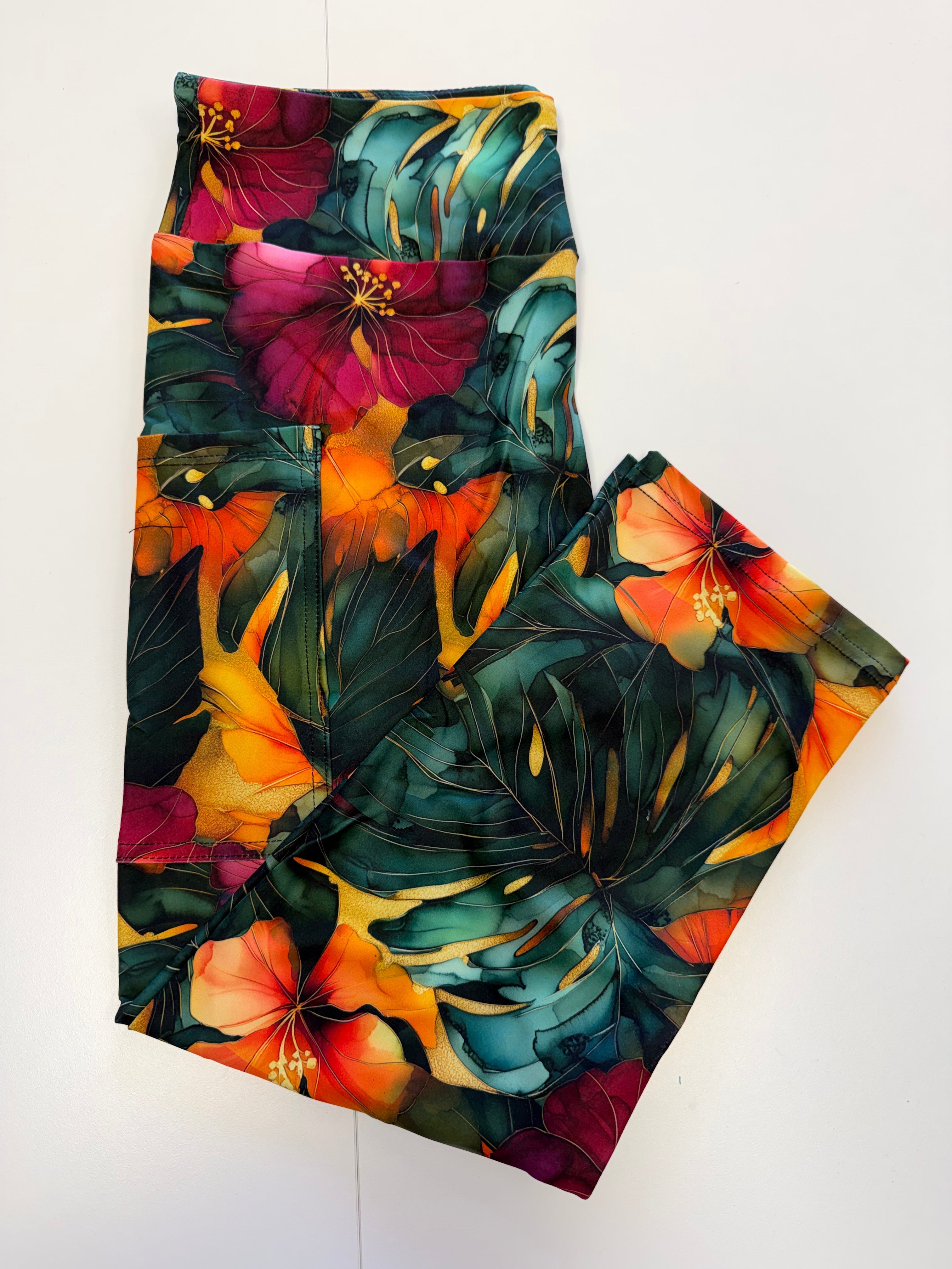 Tropical Vibes Capri w/ Pockets *RTS