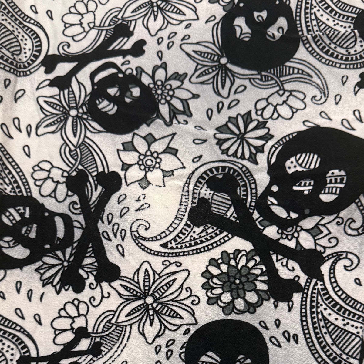 B&W Paisley Skull Crossbones Print Soft Leggings