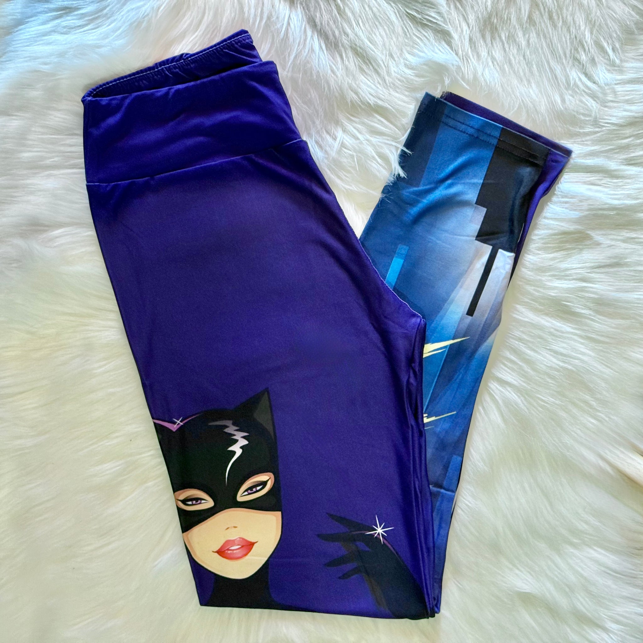 Claw Marks - Catwoman Print Leggings