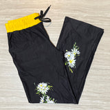 Daisy Chain Print Black Loungers w/ Pockets