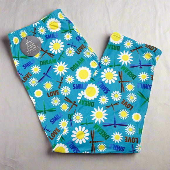 Smile Love Dream - Daisy Dragonfly Print Capri Leggings
