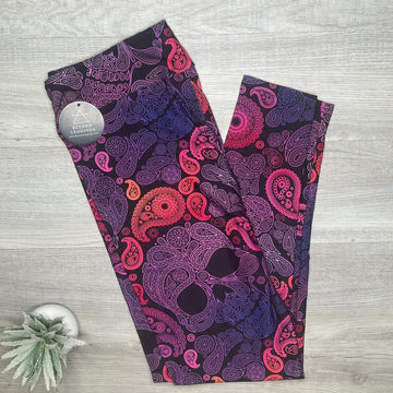 Ombre Purple Magenta Pink Paisley Skull Print Leggings