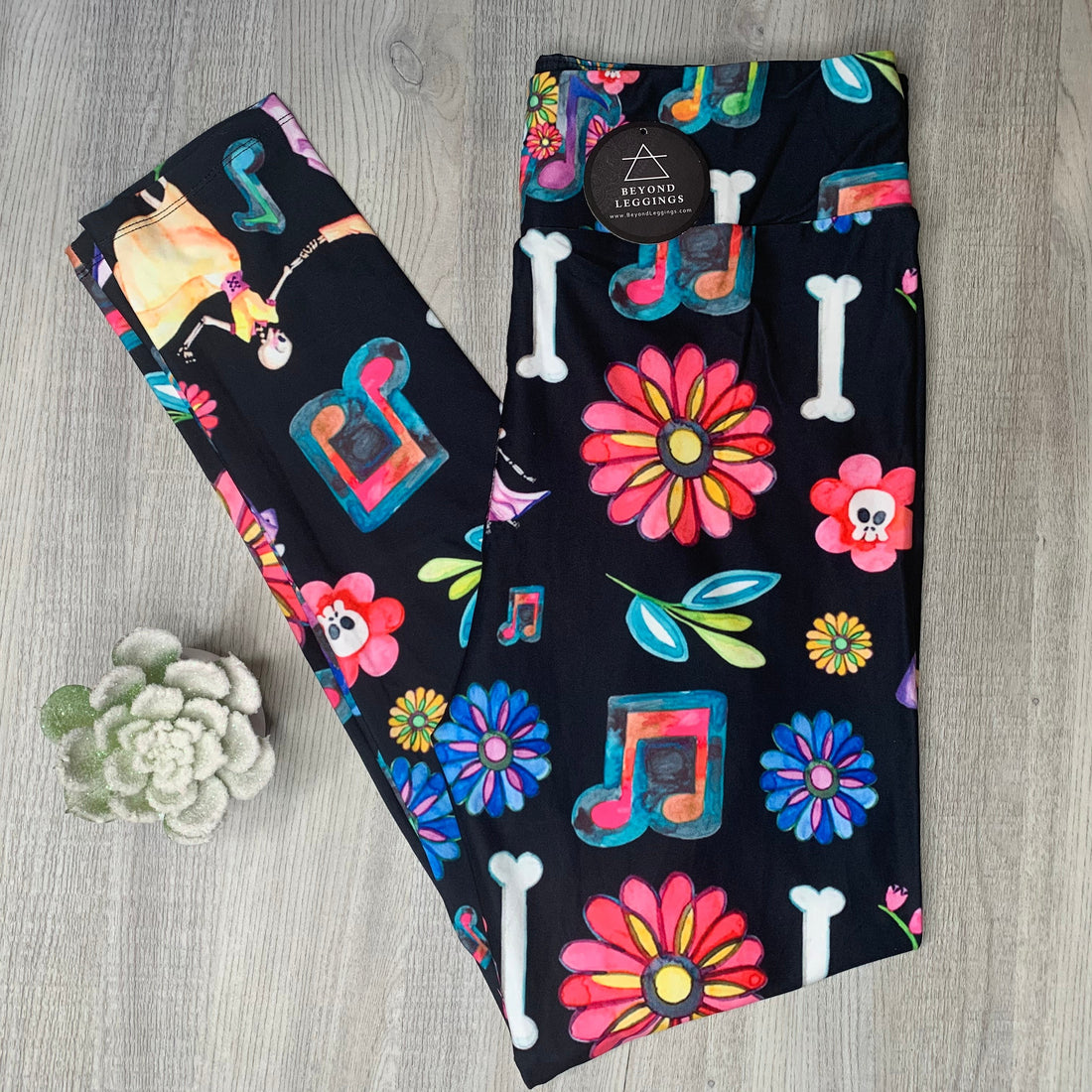 Colorful Day of the Dead (Día de los Muertos) Music Print Black Leggings