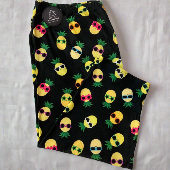 Summer Pineapple Print Capri Leggings