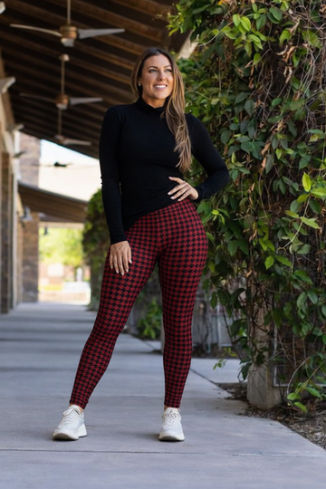 Red & Black Houndstooth Print Soft Leggings