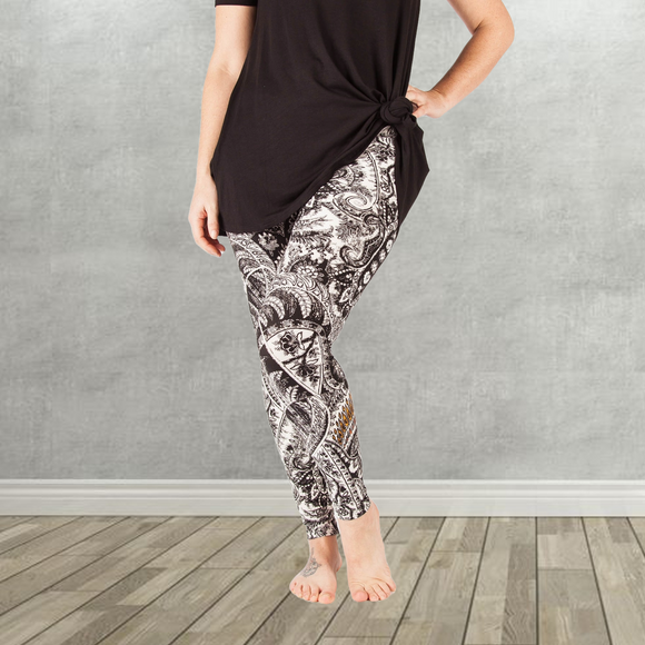 Etched Golden Paisley Print Soft Leggings