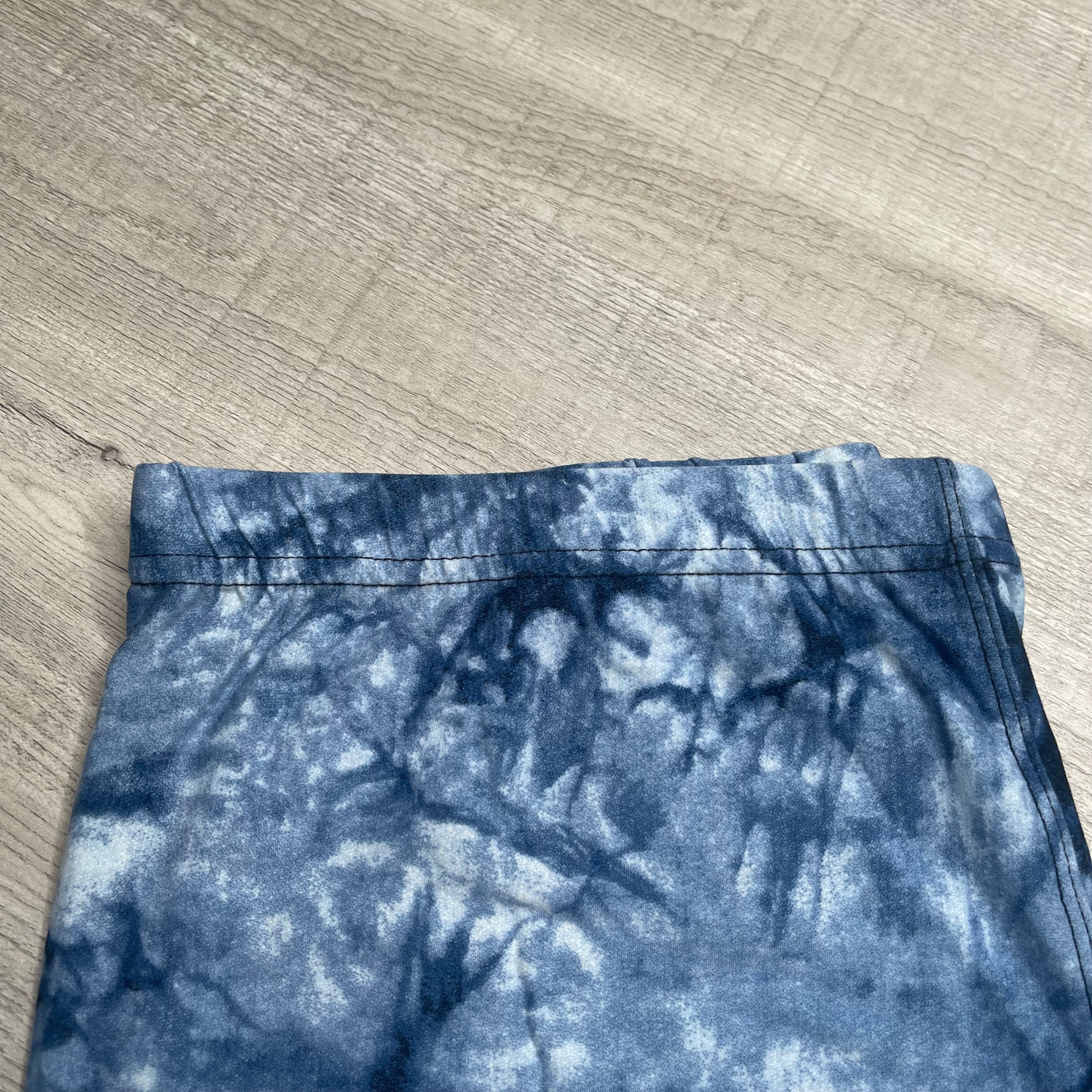 White & Blue Tie Dye Print Leggings