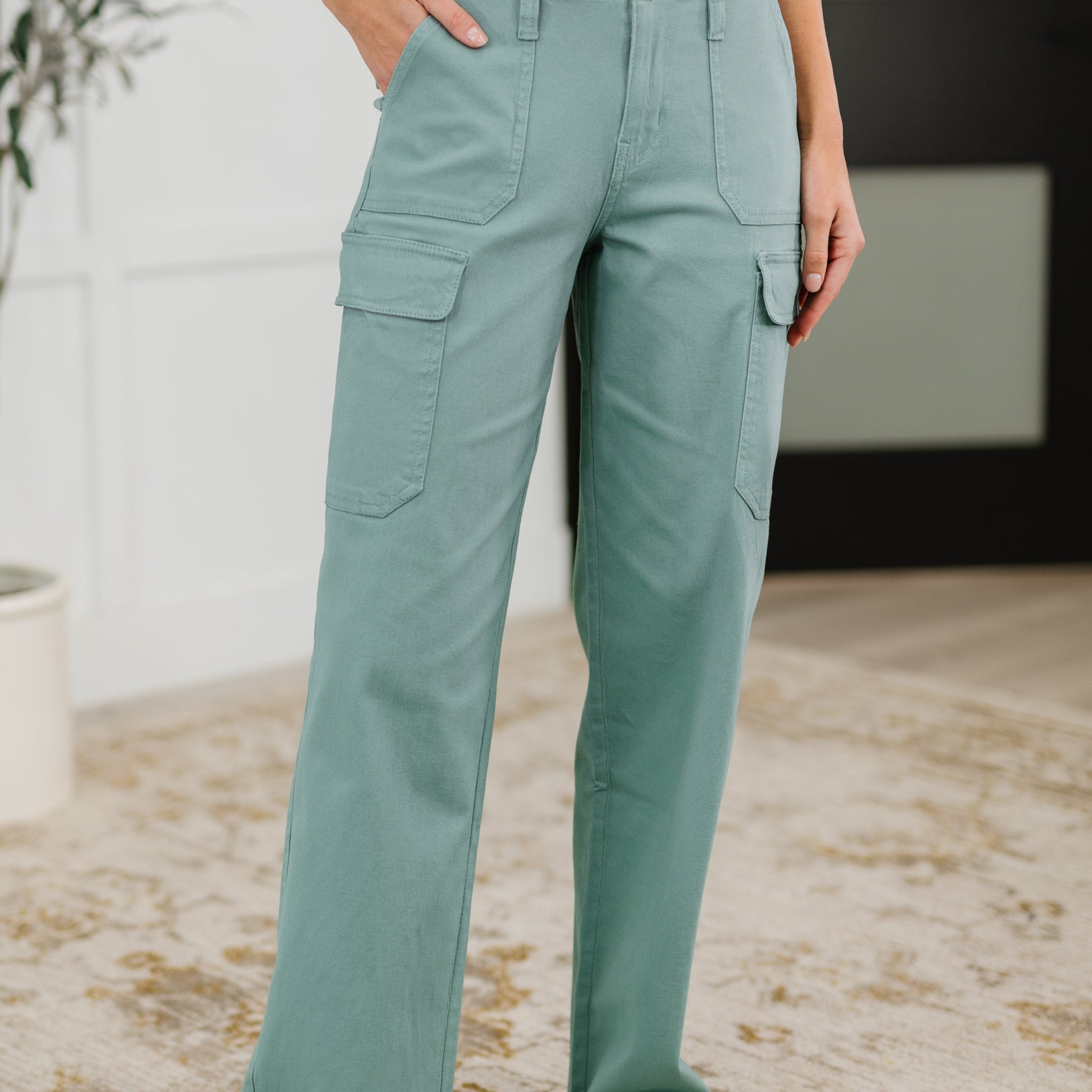 Pocket the Attitude Cargo Bottoms