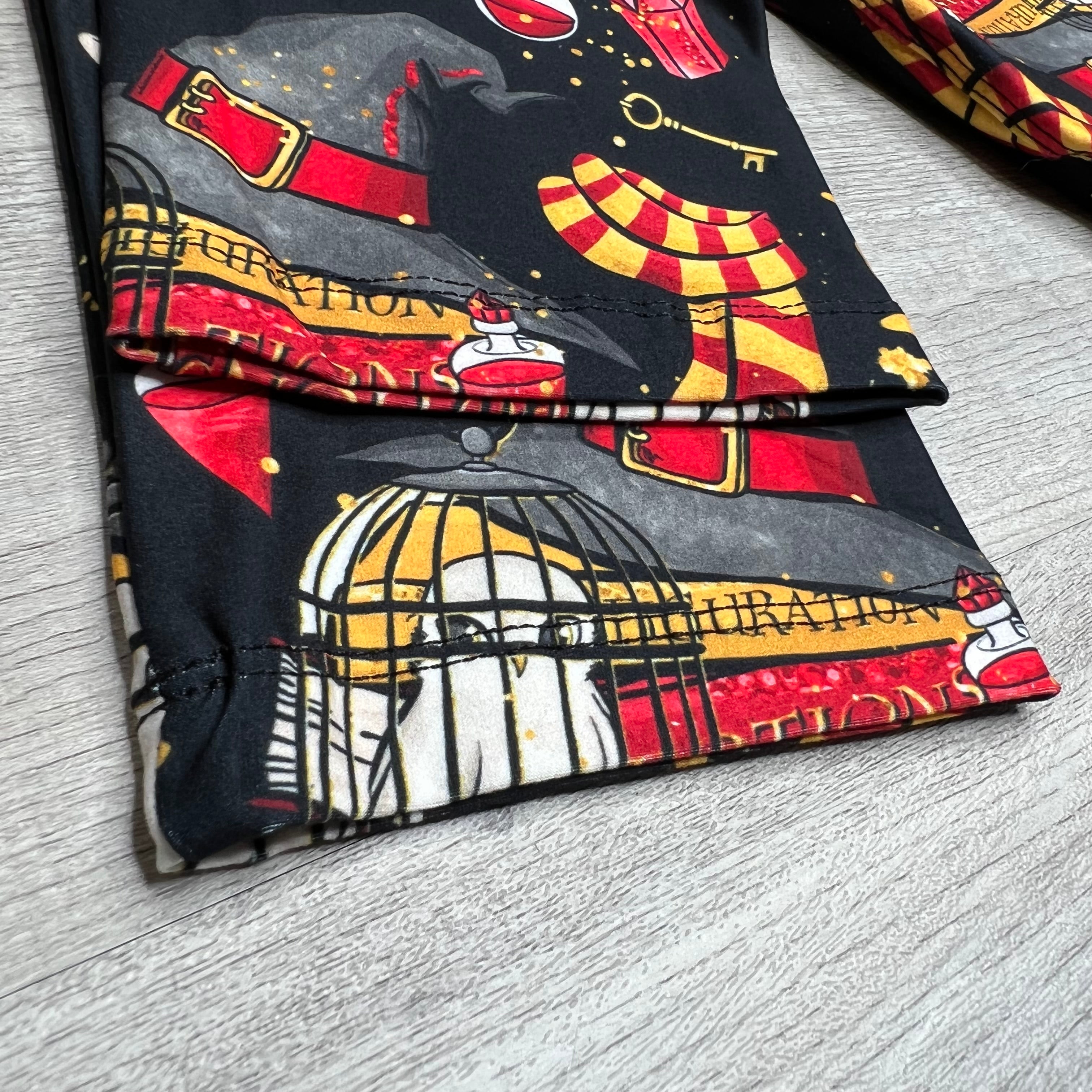 Red Wizard House Print Black Soft Leggings