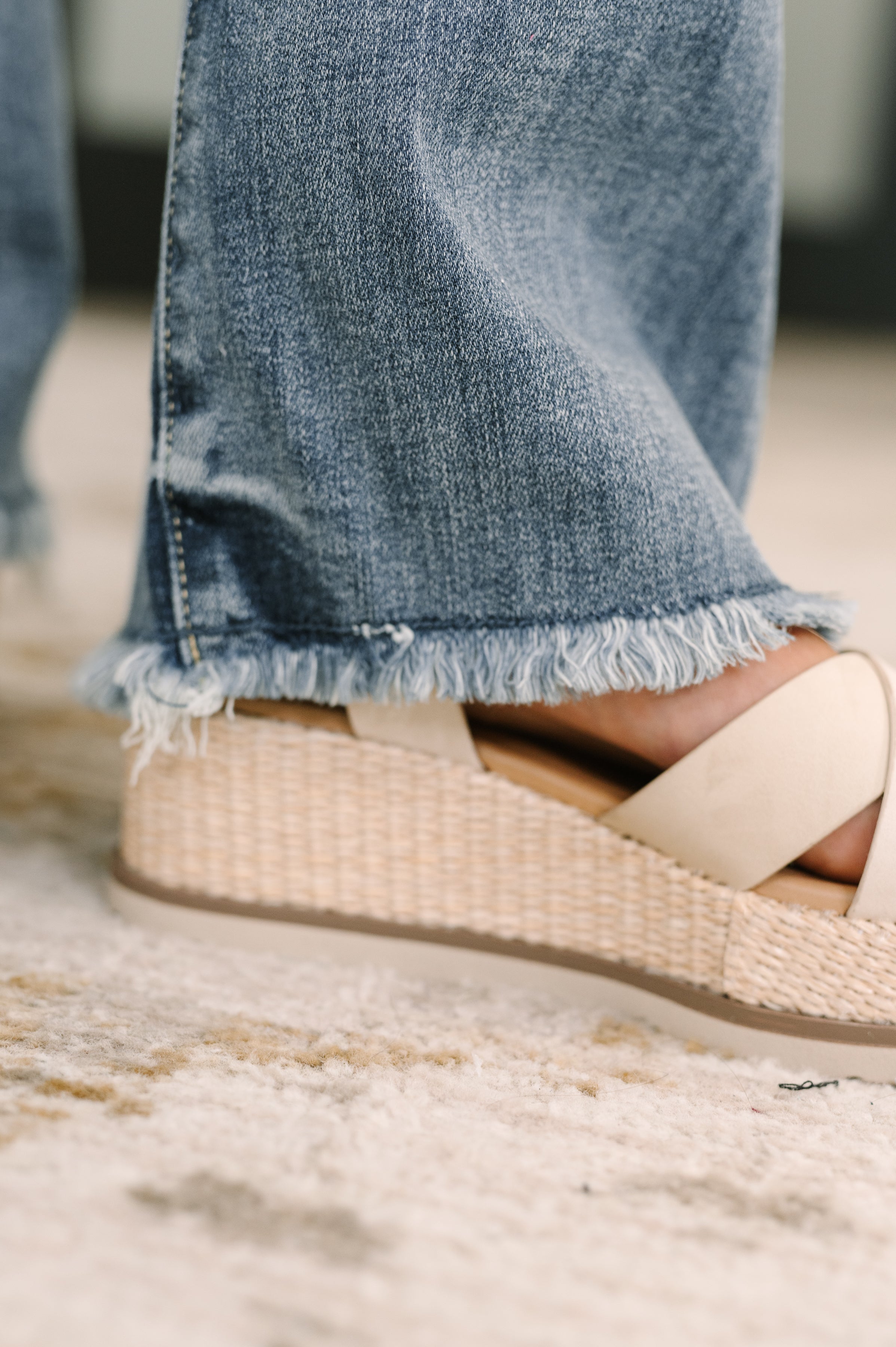 Robin High Waist Bootcut with Fray Hem