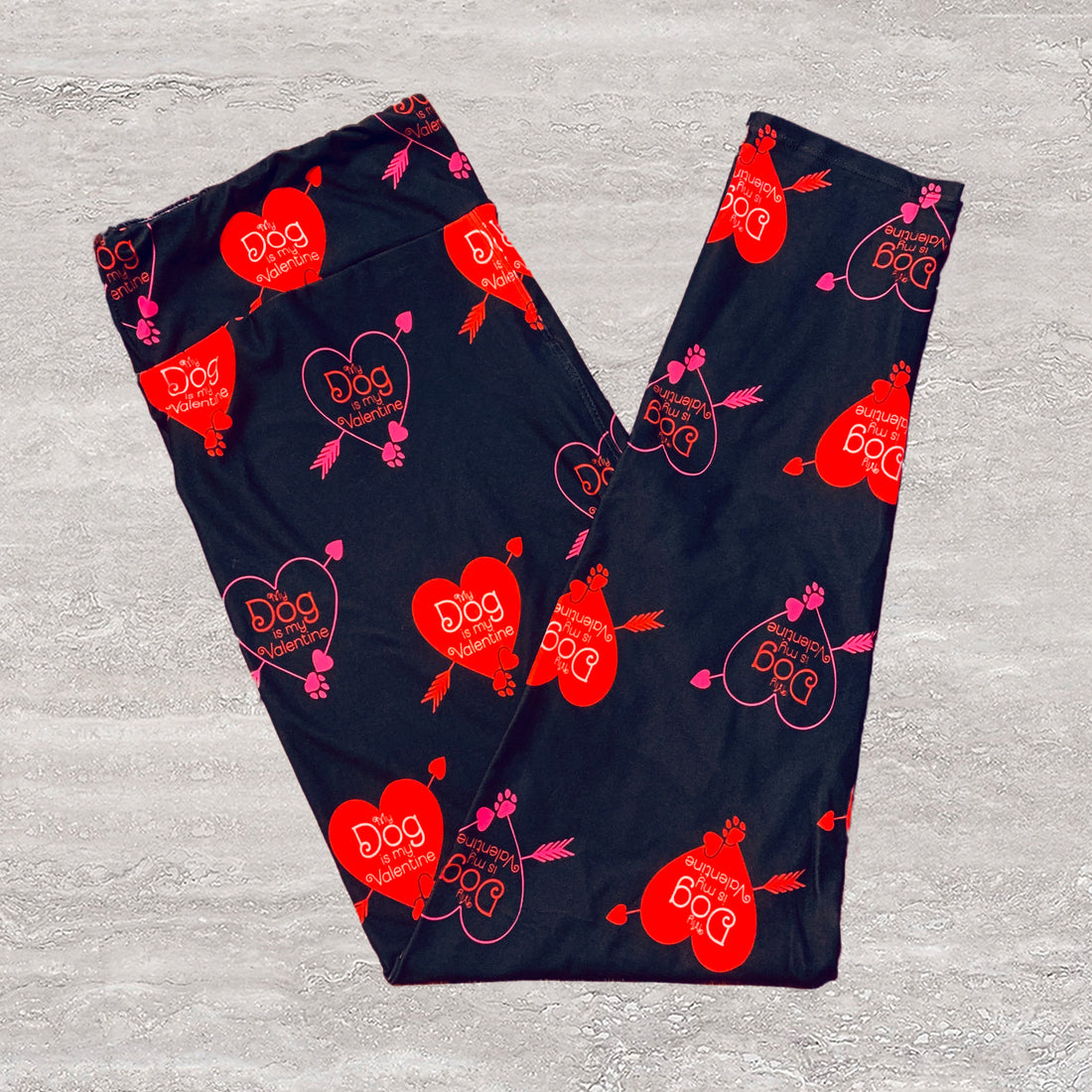 Extra Soft printed leggings with 4-way stretch fabric, so you can move with absolute comfort and ease.