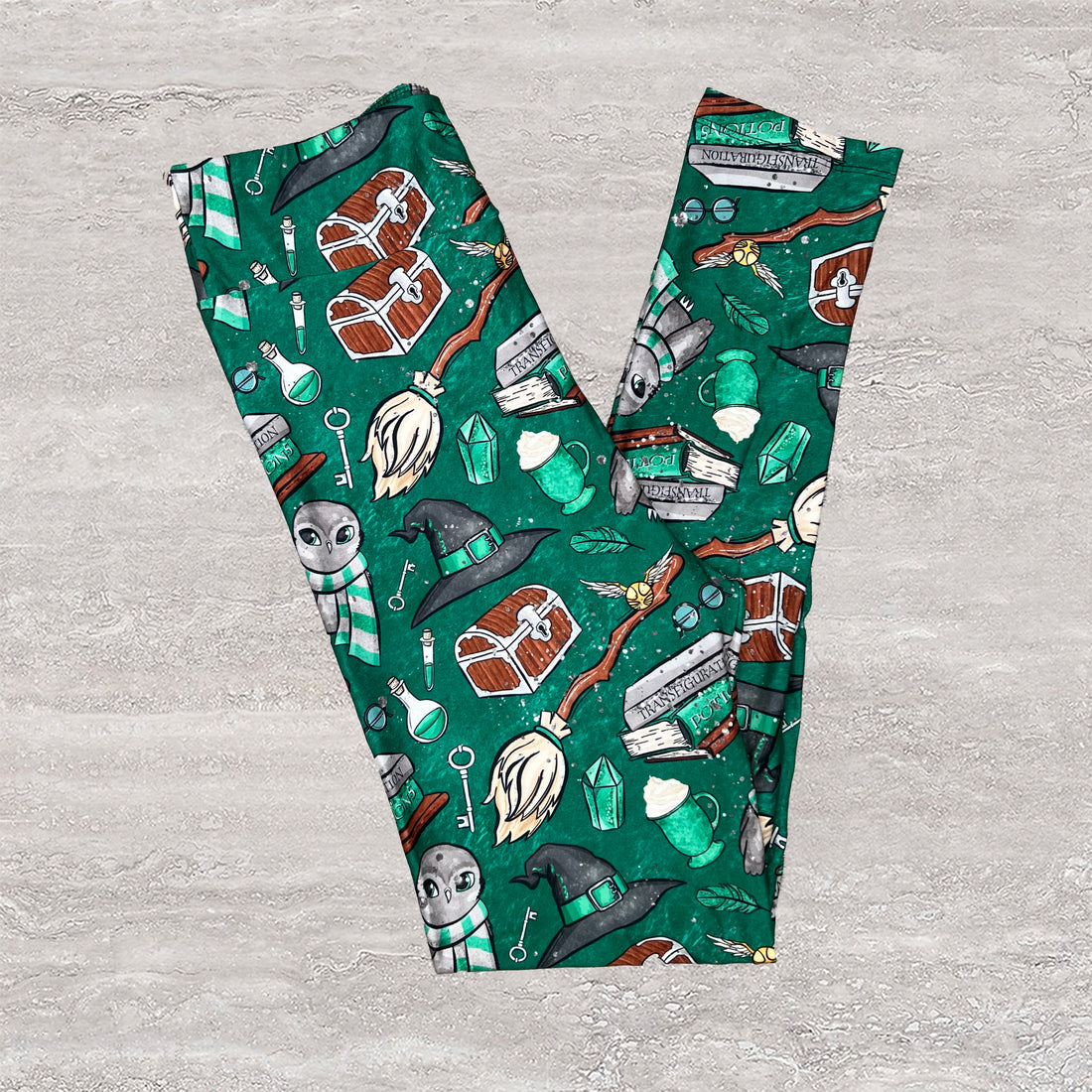Extra Soft printed leggings with 4-way stretch fabric, so you can move with absolute comfort and ease.