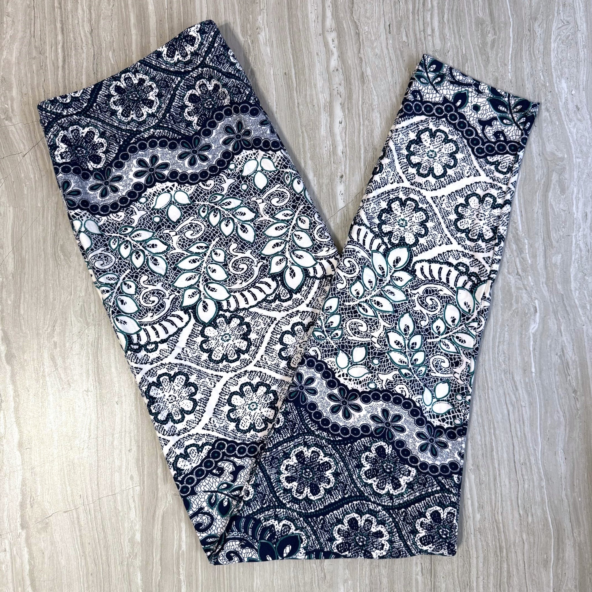 Lace Print Leggings