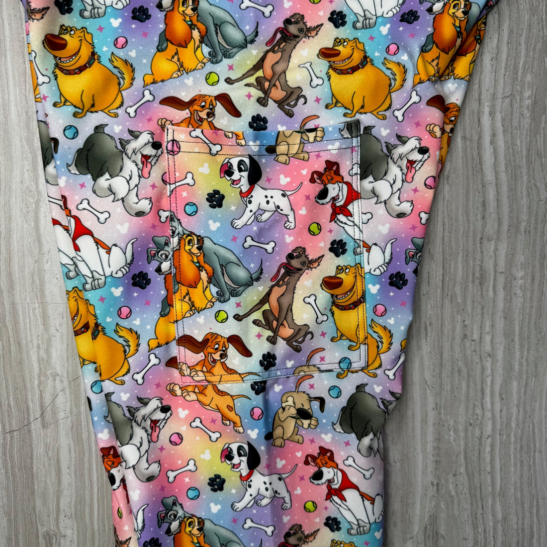 Famous Pooches Print Leggings w/ Pockets