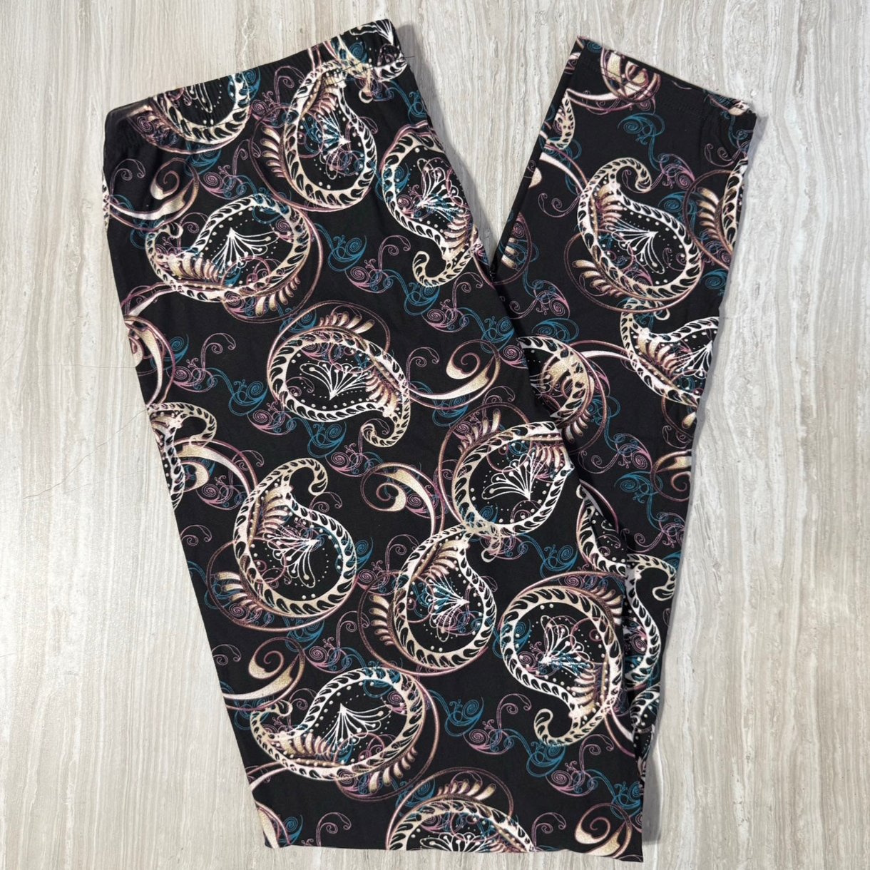 Rope Paisley Floral Print Leggings