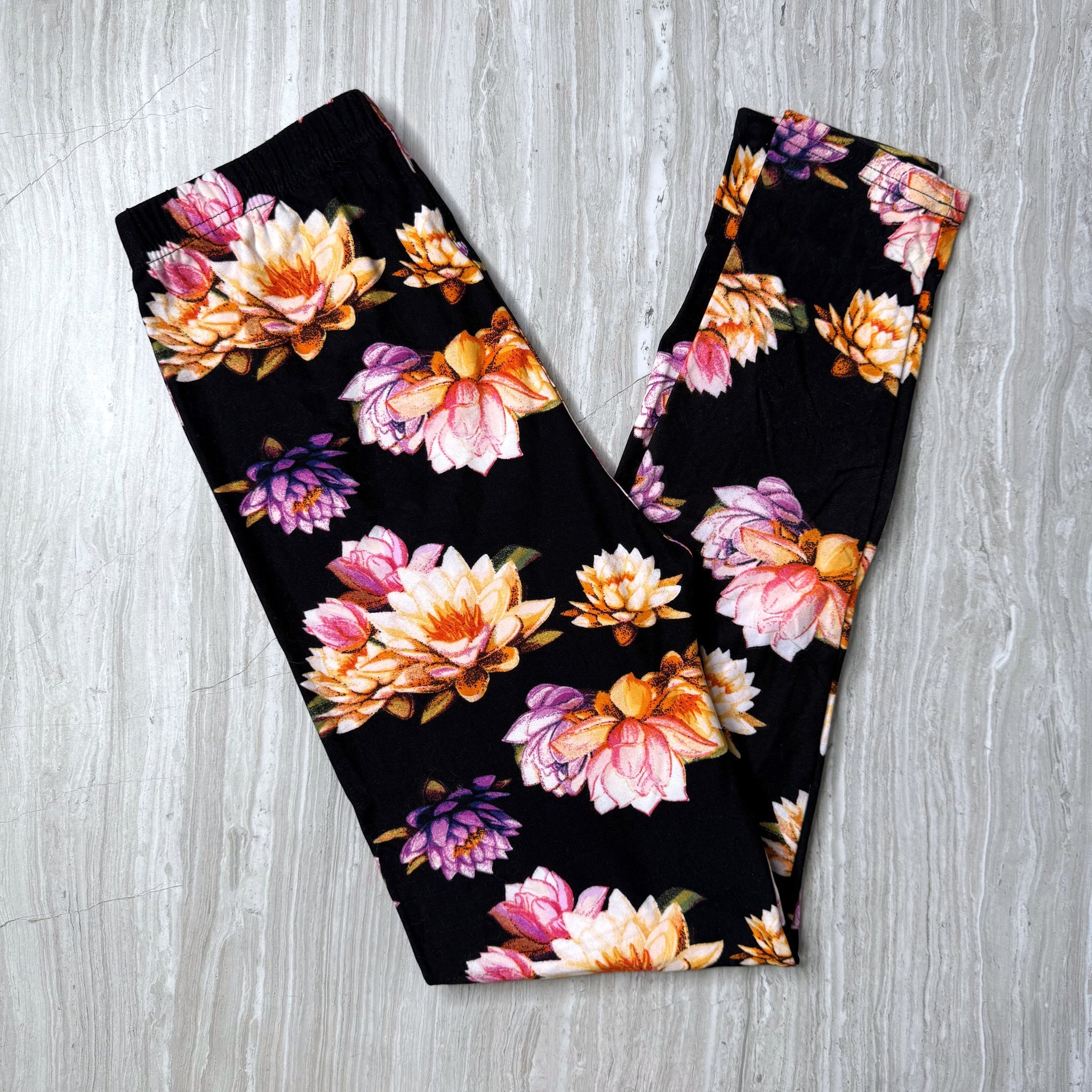 Lotus Flower Print Soft Leggings