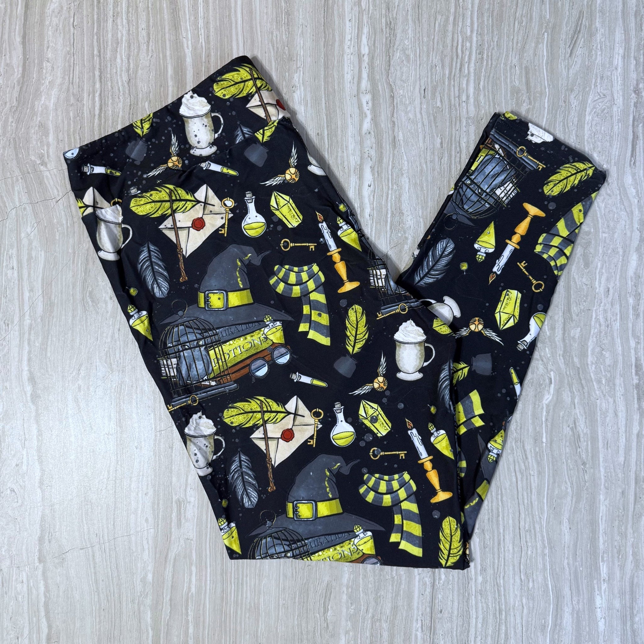 Yellow House Wizard Print Soft Leggings