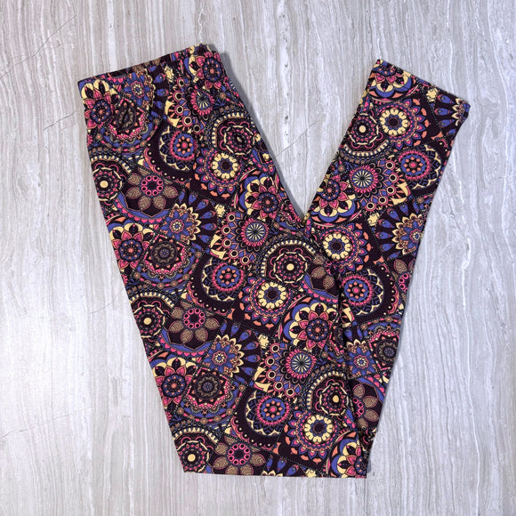 Purple Hue Stained Glass Print Leggings