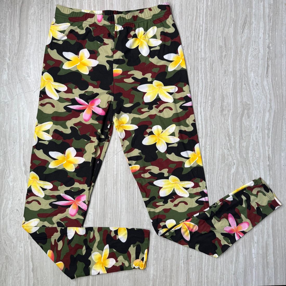 Plumeria Flower Camo Print Leggings