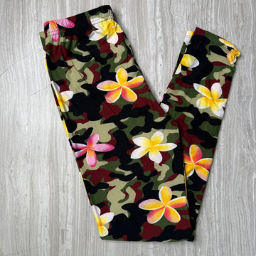 Plumeria Flower Camo Print Leggings