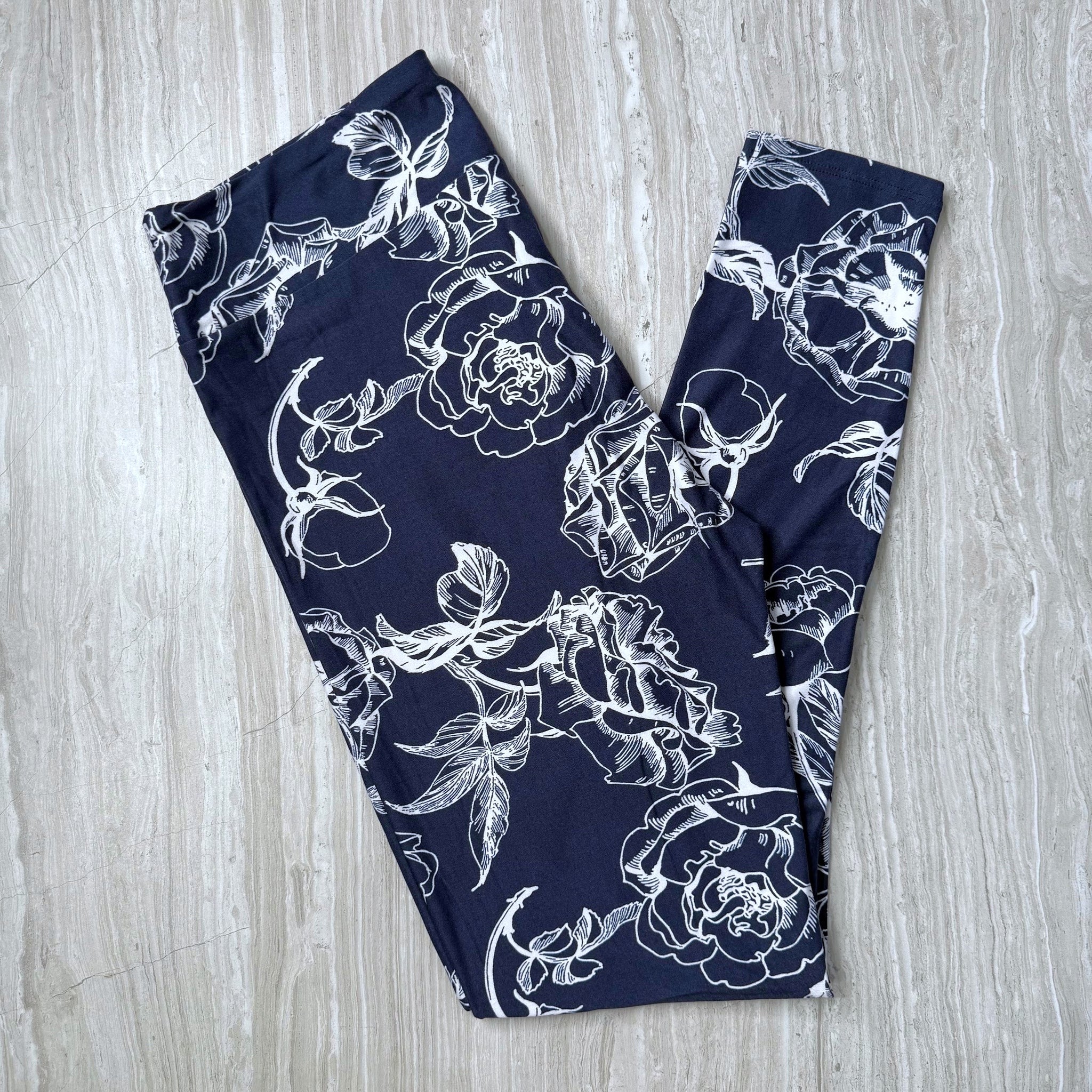 Large Rose Floral Print Navy Blue Leggings