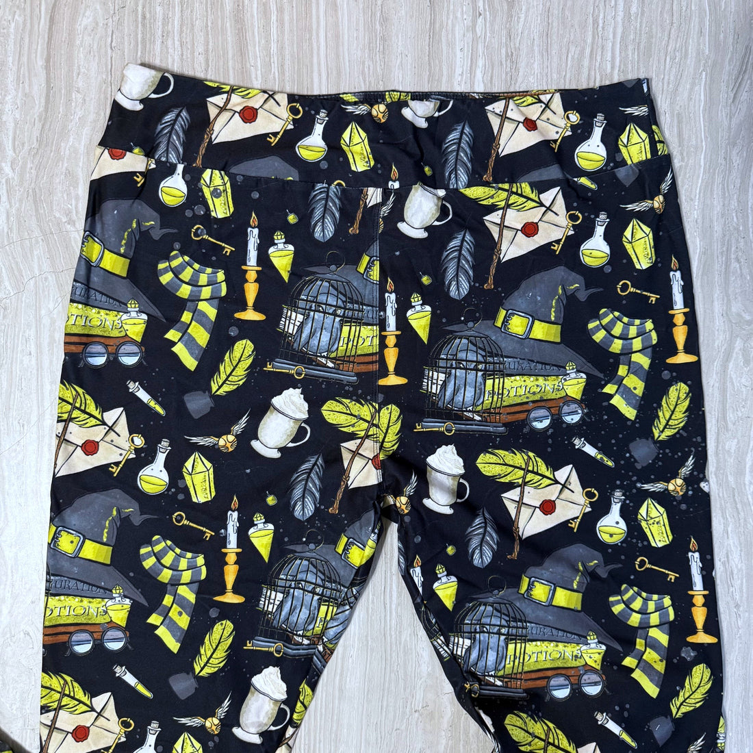 Yellow House Wizard Print Soft Leggings