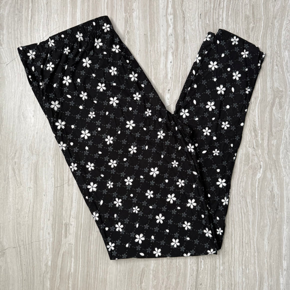 Cherry Blossom Flower Dot Print Black Leggings