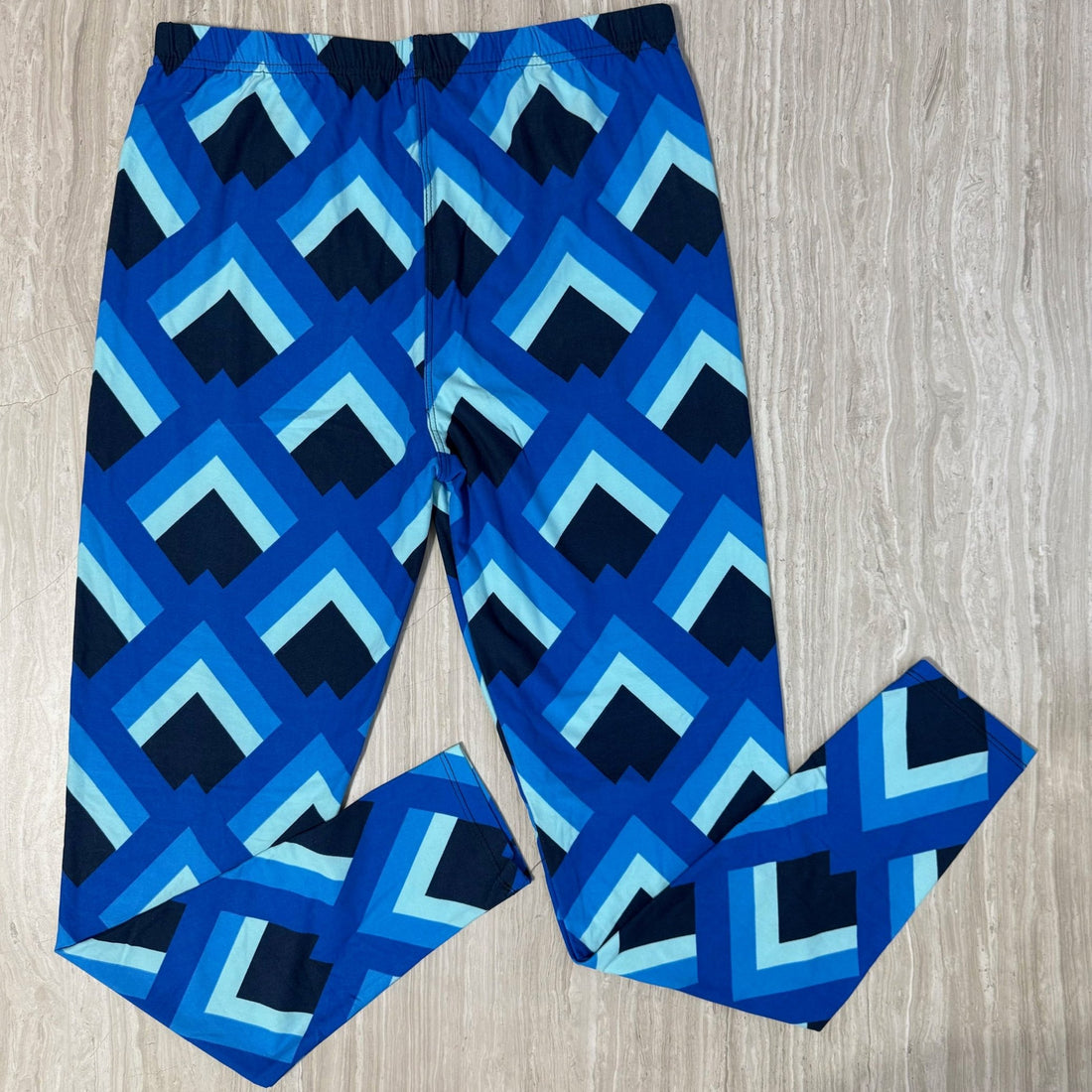 Shades of Blue Diamond Print Leggings