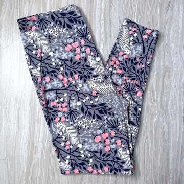 Queen Lace Flower Leggings